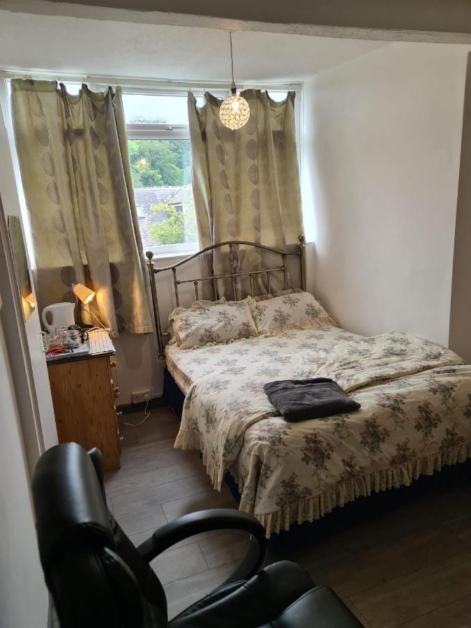 שפילד Budget Double En-Suite Bedroom מראה חיצוני תמונה